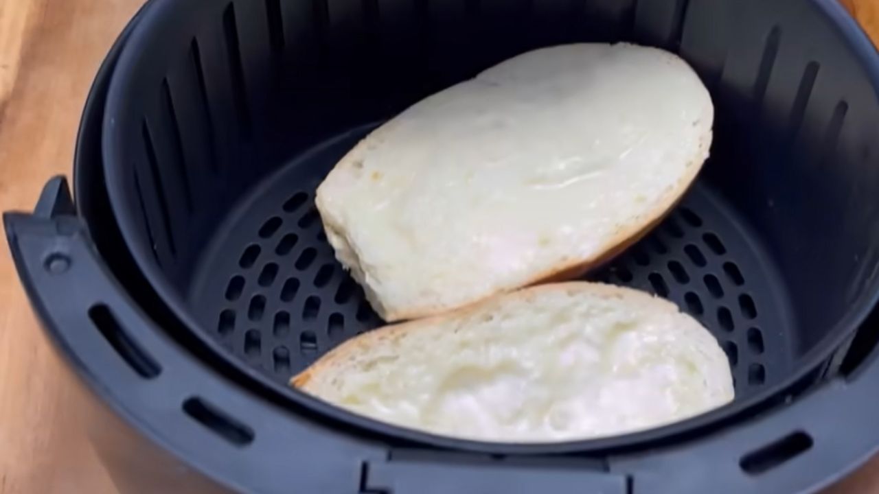 pão com leite condensado na airfryer