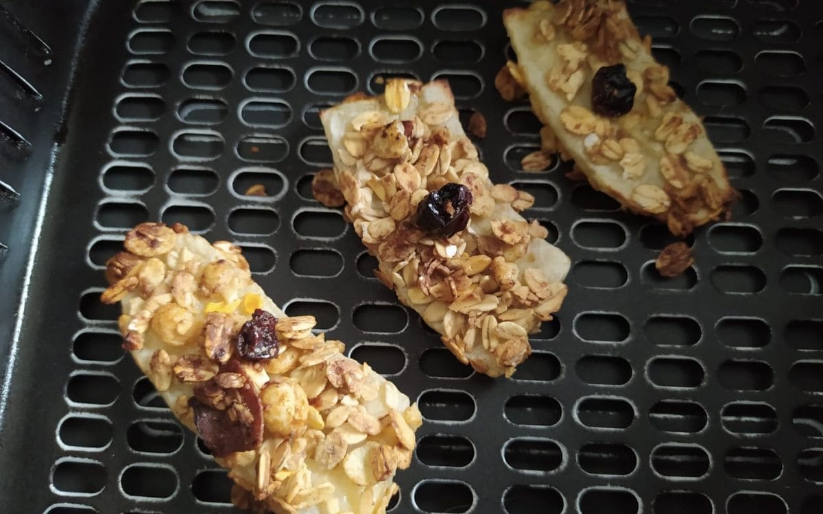 banana com granola na air fryer