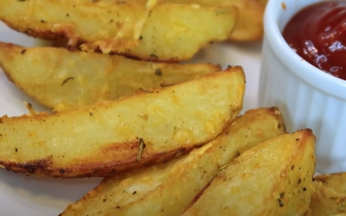 batata rústica crocante na air fryer