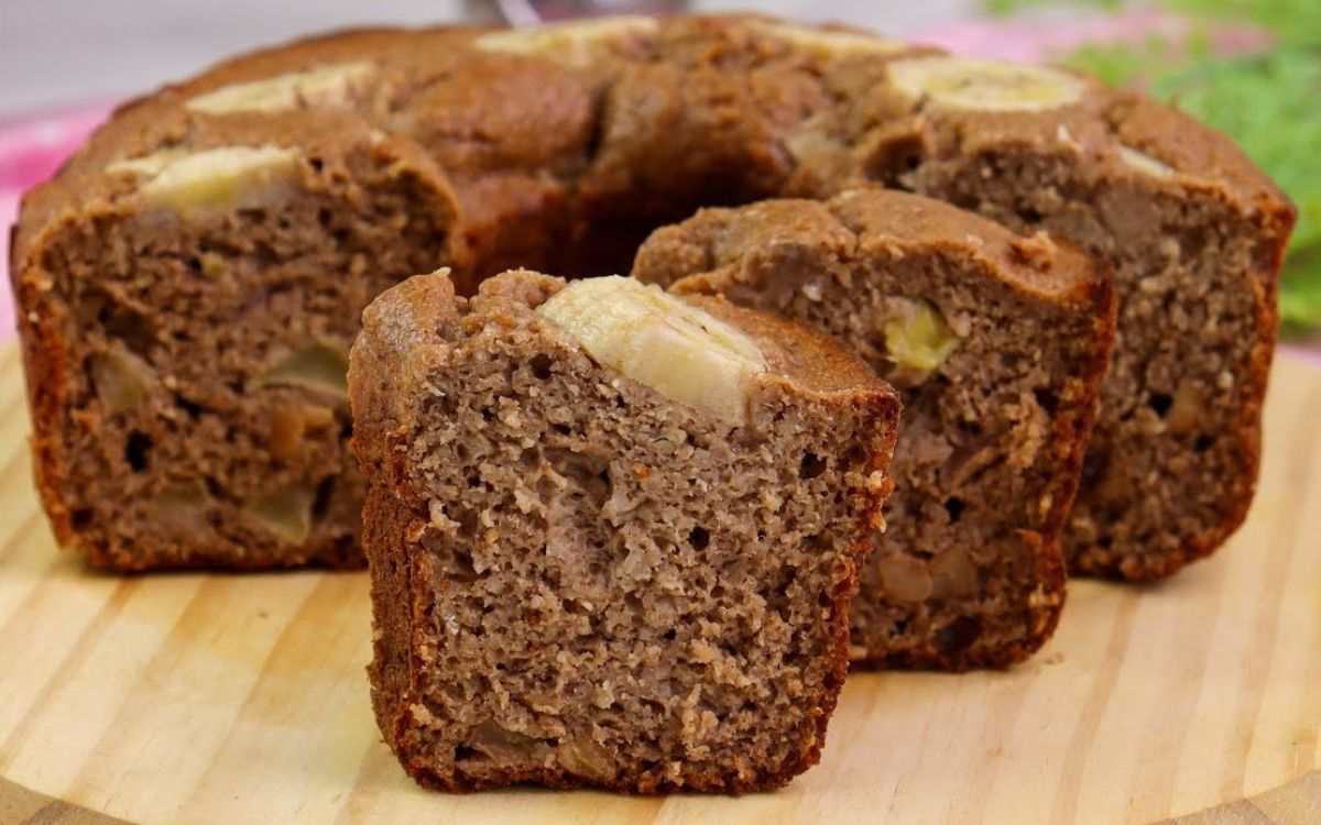 Bolo de Aveia com Banana Sem Farinha