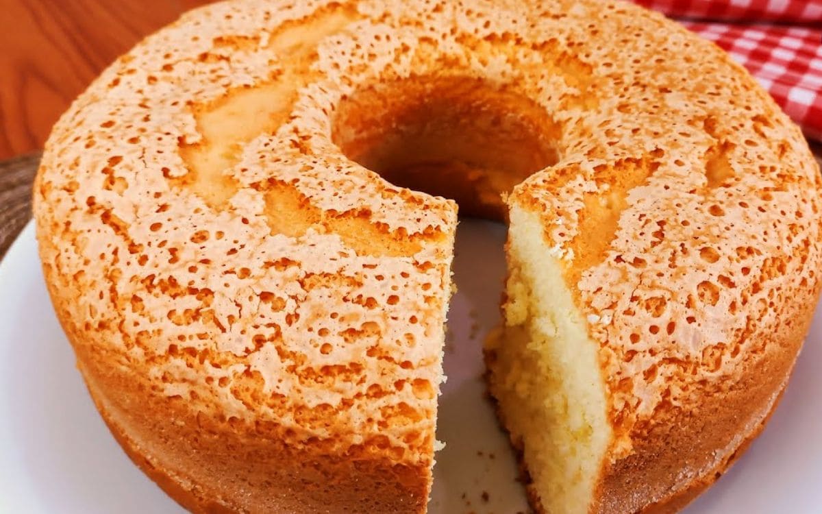 Bolo de Frutas Fácil